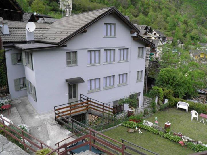 Casa Vacanza Pizzo Camino Calasca-Castiglione Eksteriør bilde